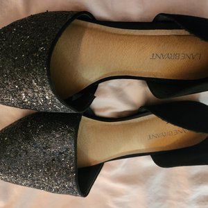 Black flats 11 W